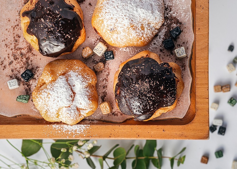 Профітролі асорті з трьома видами начинок 370 грам