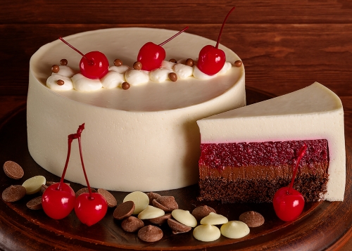 Вишня в шоколадах