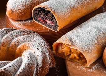 Штрудлі з сирного тіста